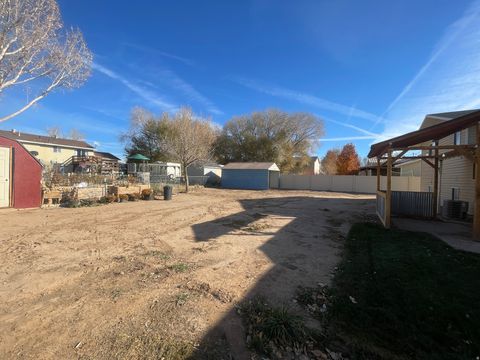 Tiny photo for 401 E 700 S, Roosevelt, UT 84066 (MLS # 2123147)
