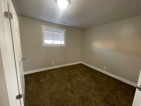 Tiny photo for 401 E 700 S, Roosevelt, UT 84066 (MLS # 2123147)