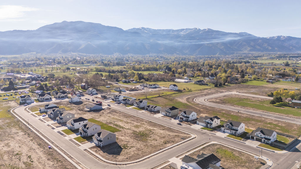 SMILING H - Residential