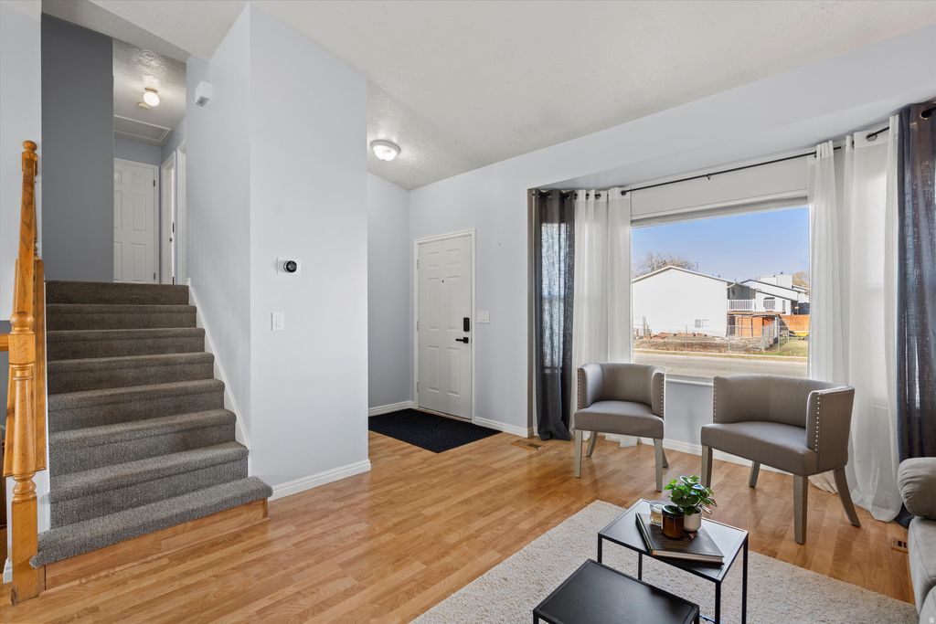 Photo of 864 E 625 ST S, Layton, UT 84041 (MLS # 2133298)