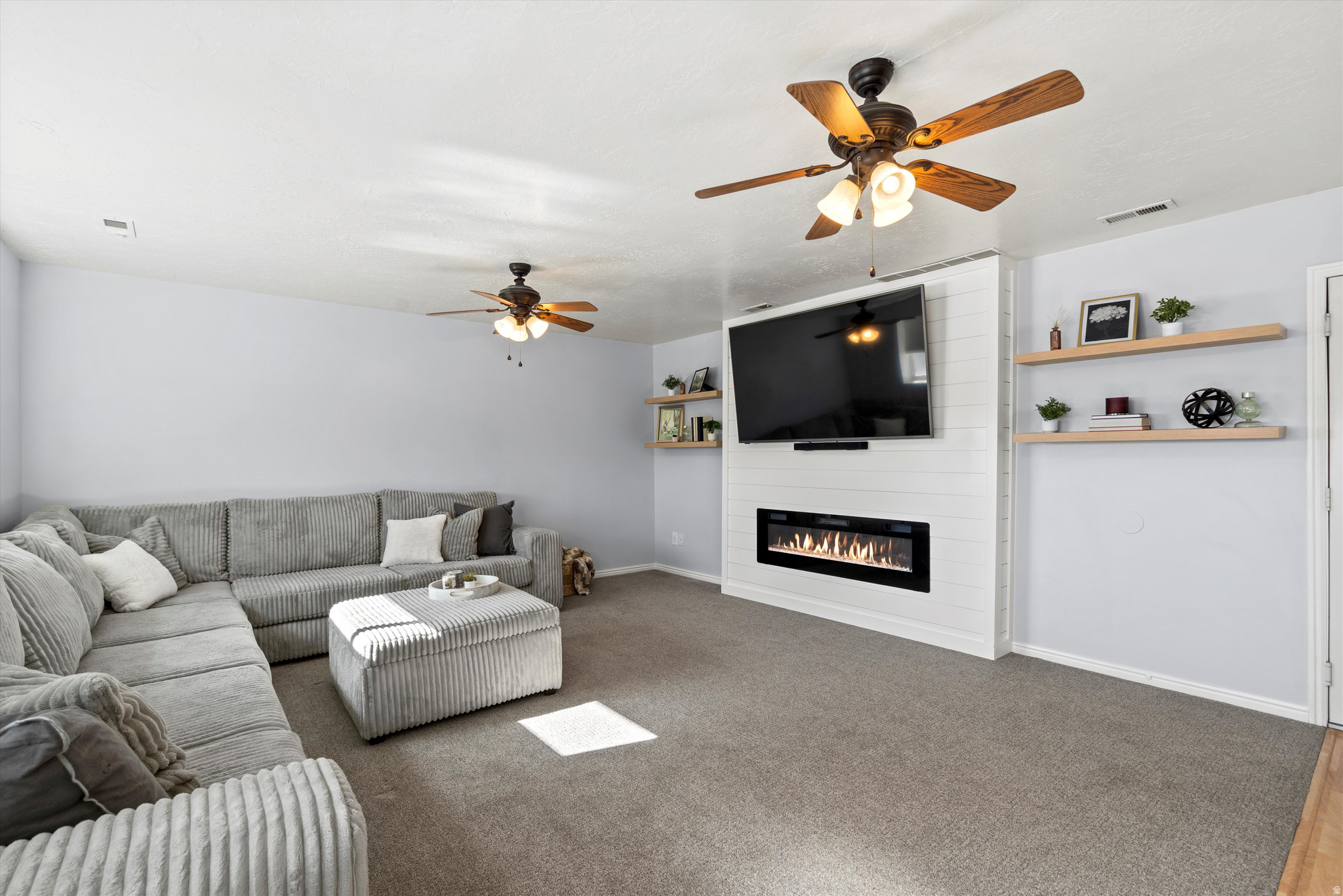 COUNTRY CREEK - Residential