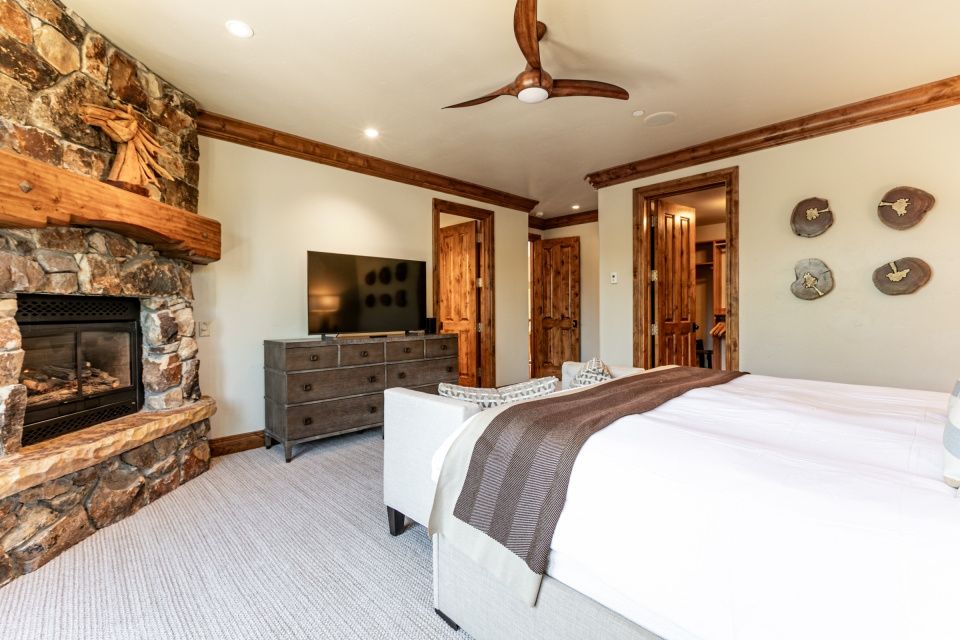 Park City, Utah 84060, United States, 4 Bedrooms Bedrooms, ,5 BathroomsBathrooms,Residential,Active,155773