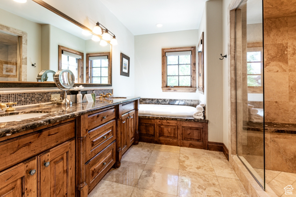 Park City, Utah 84060, United States, 4 Bedrooms Bedrooms, ,5 BathroomsBathrooms,Residential,Active,155773