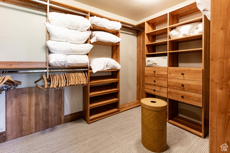 Park City, Utah 84060, United States, 4 Bedrooms Bedrooms, ,5 BathroomsBathrooms,Residential,Active,155773