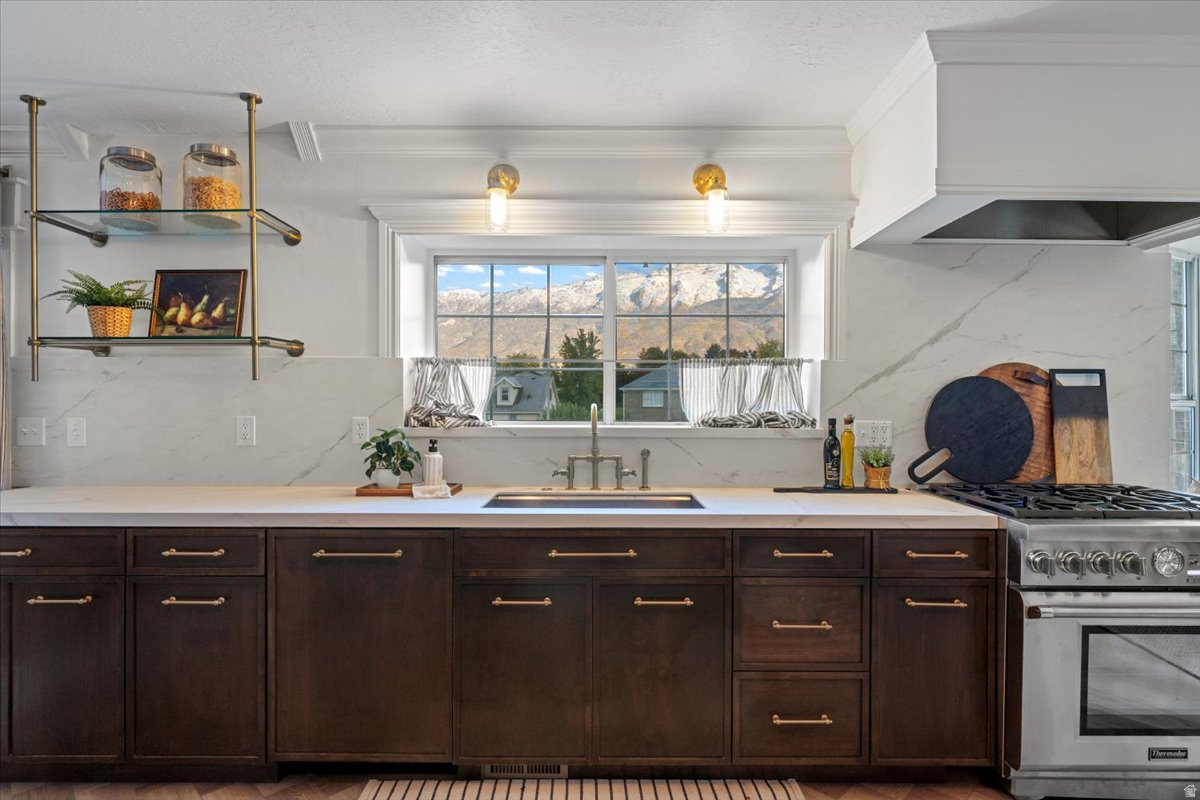 ALPINE VILLAGE - Residential