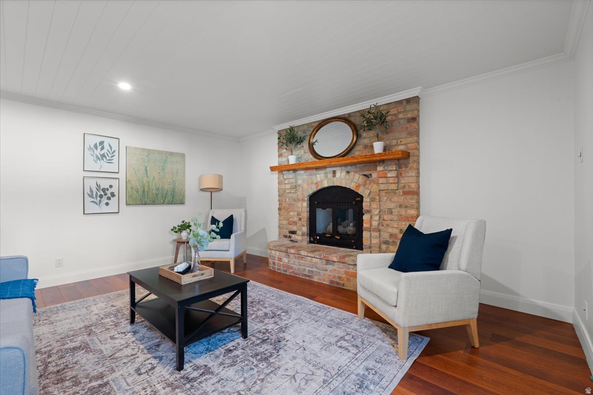 ALPINE VILLAGE - Residential