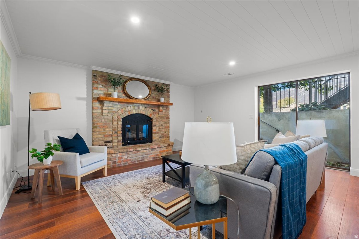 ALPINE VILLAGE - Residential