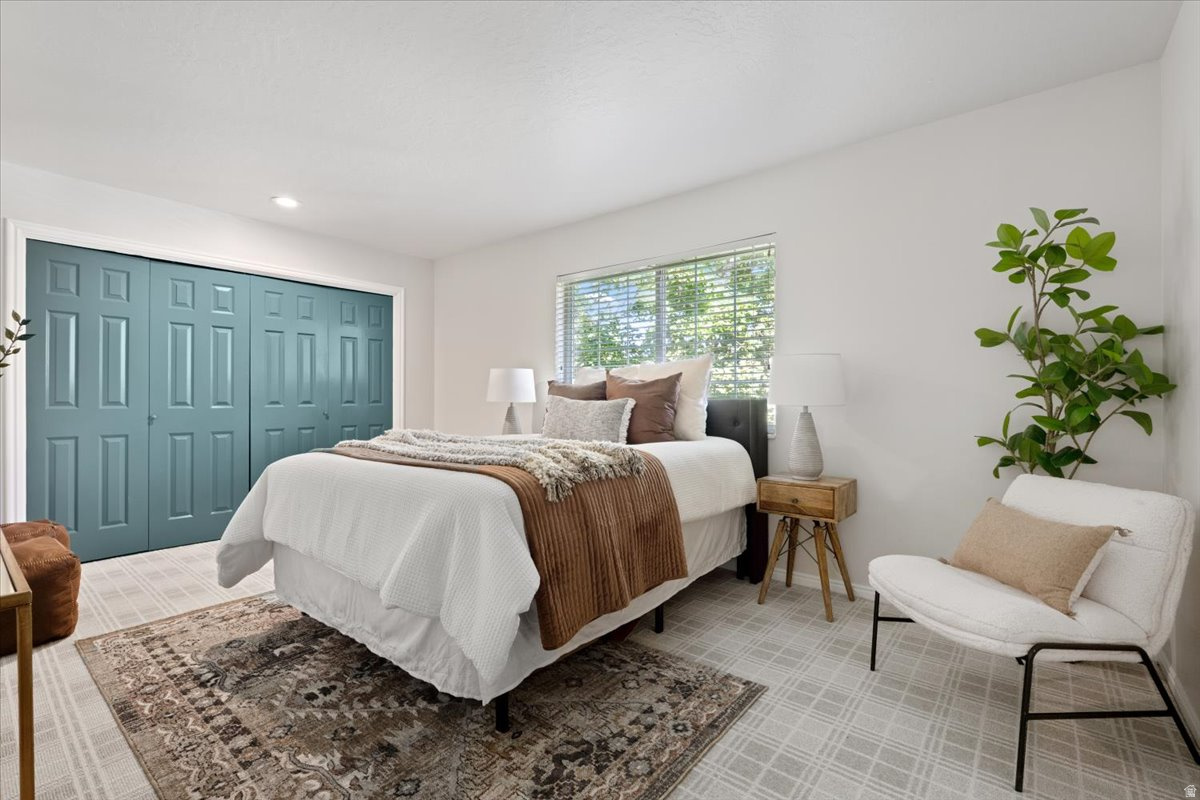 ALPINE VILLAGE - Residential