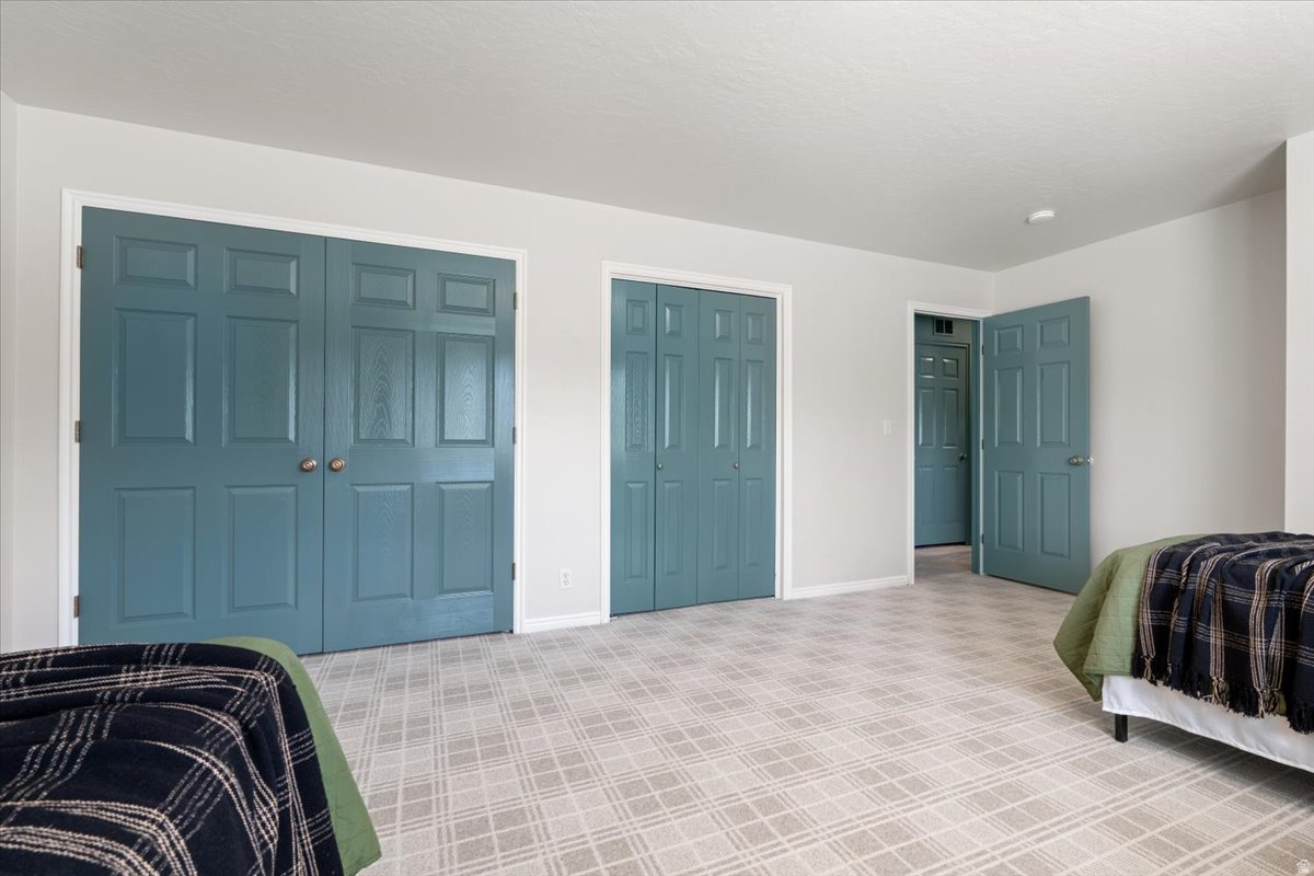 ALPINE VILLAGE - Residential