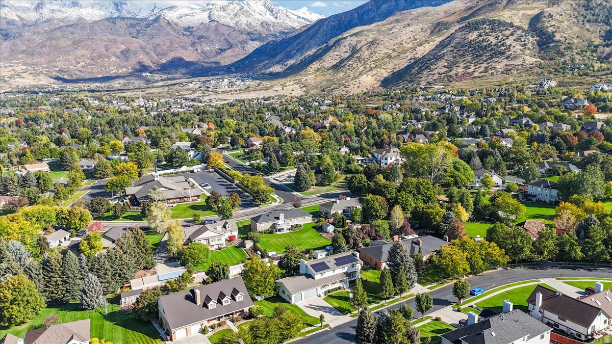 ALPINE VILLAGE - Residential