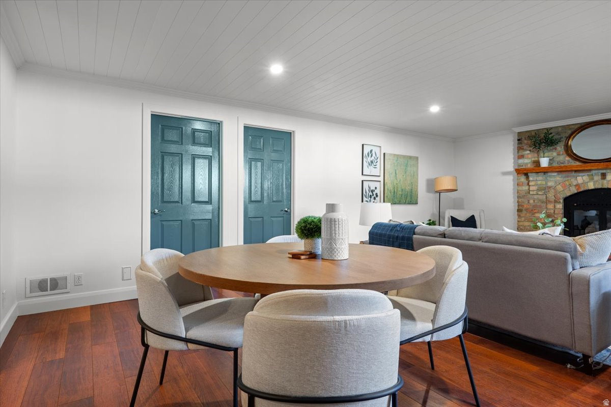 ALPINE VILLAGE - Residential