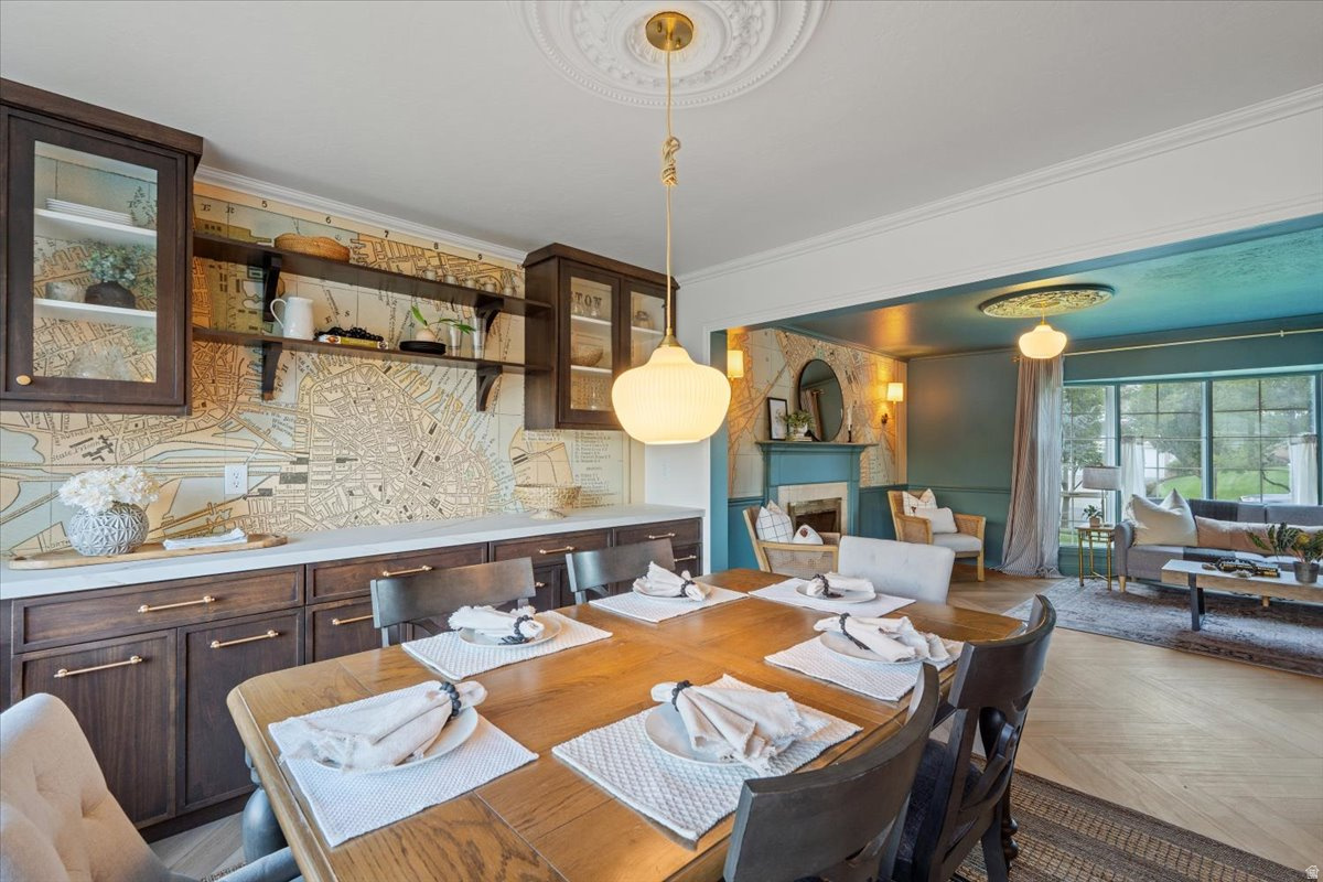 ALPINE VILLAGE - Residential