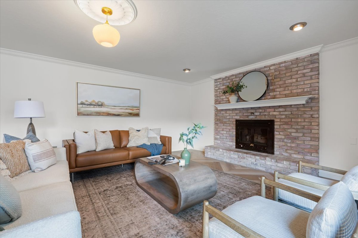 ALPINE VILLAGE - Residential