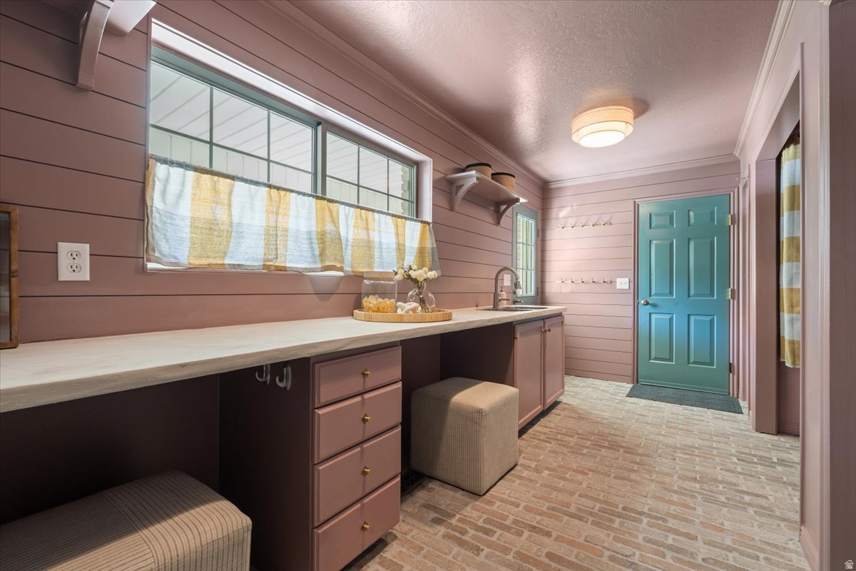 ALPINE VILLAGE - Residential