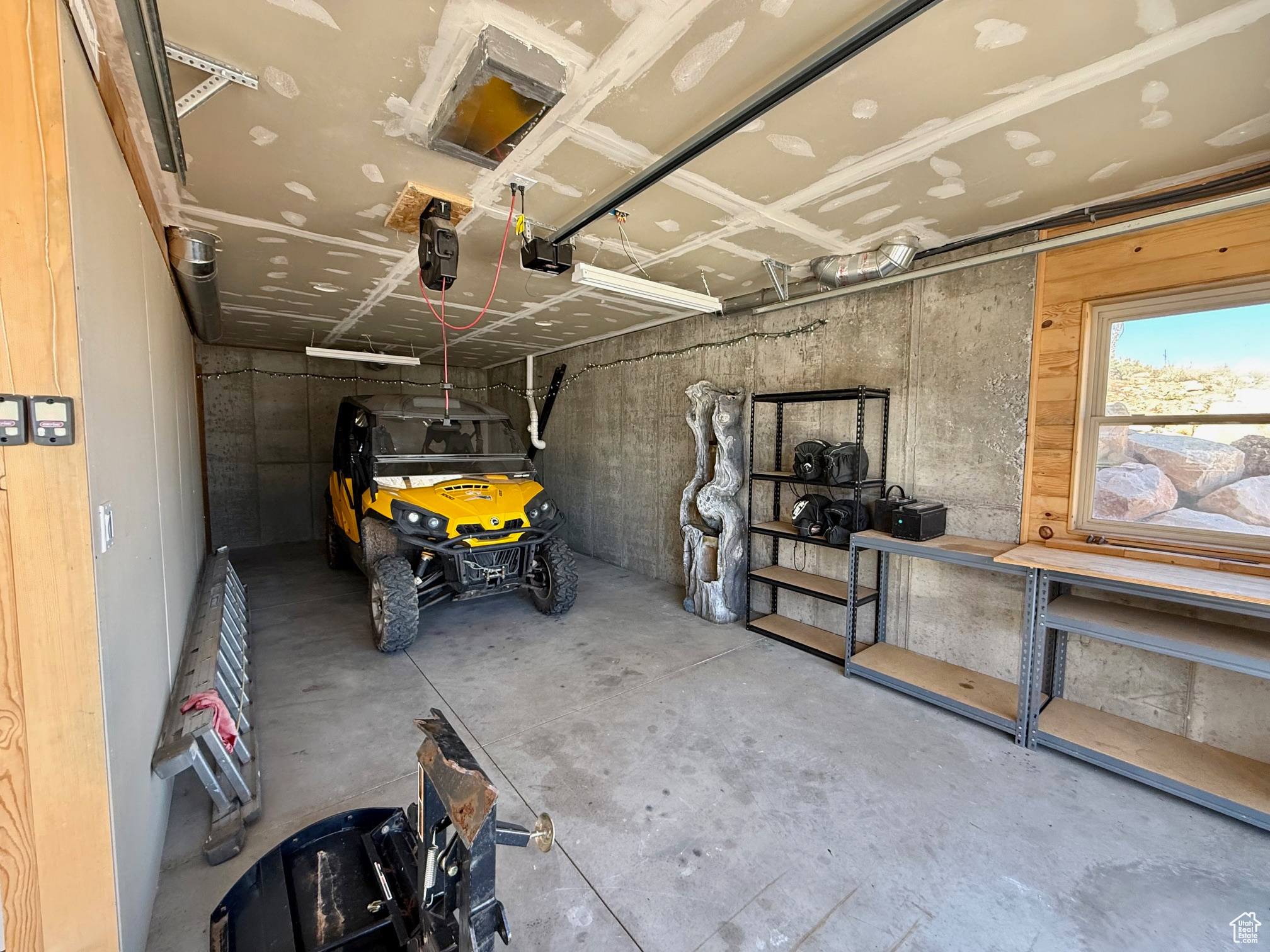 3431 S Panorama Dr, Garden City, Utah image 33