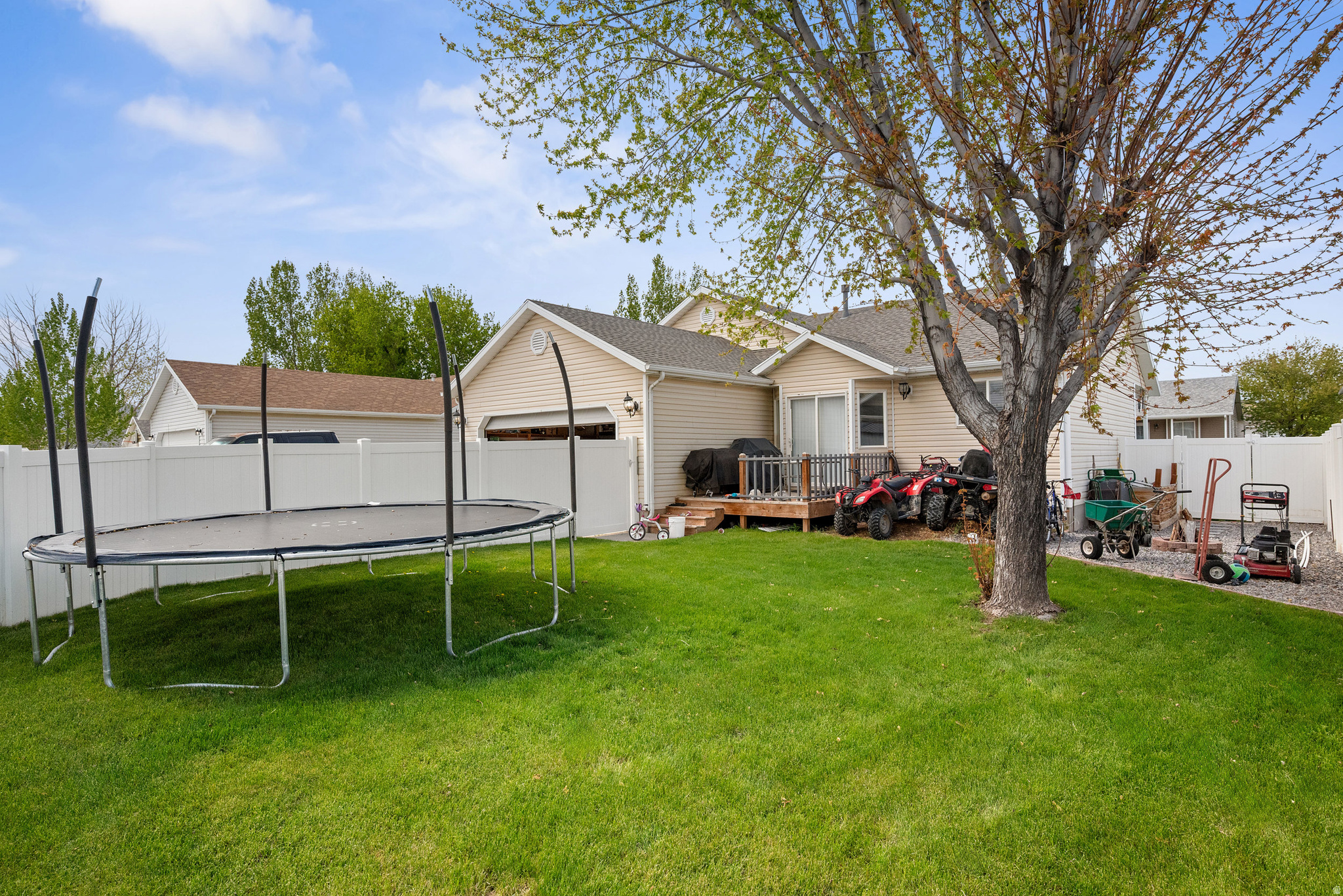 MOUNTAIN VIEW - Residential