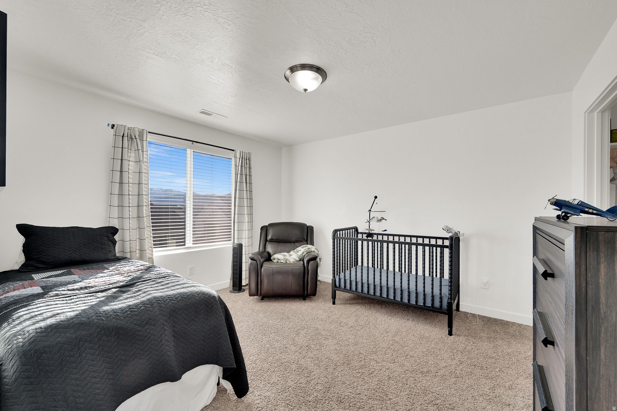 SOUTH HILLS - Residential