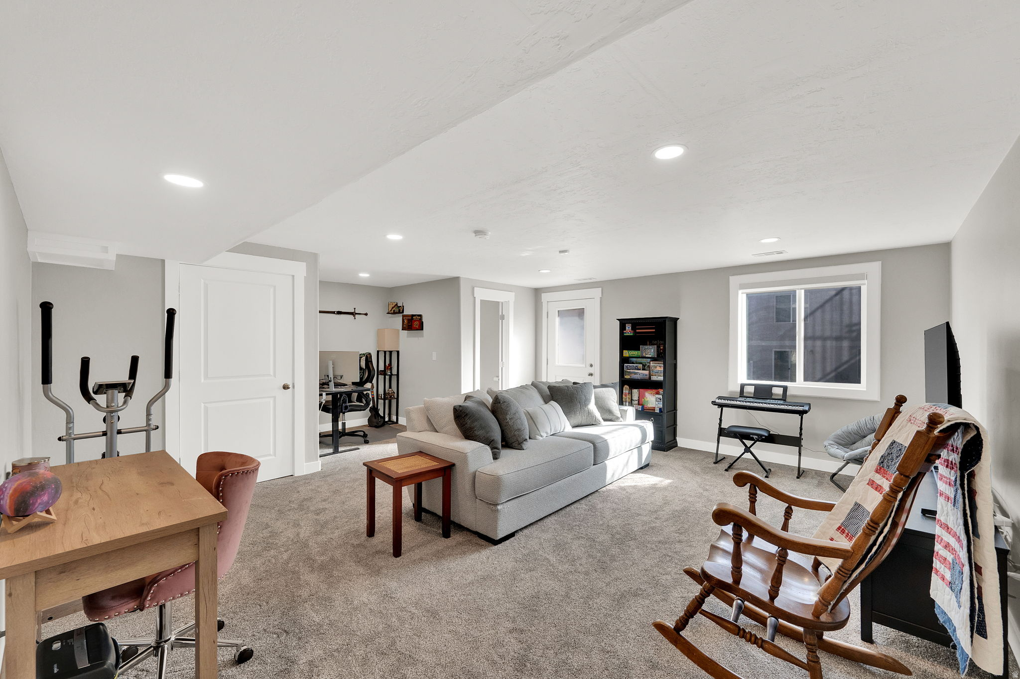 SOUTH HILLS - Residential