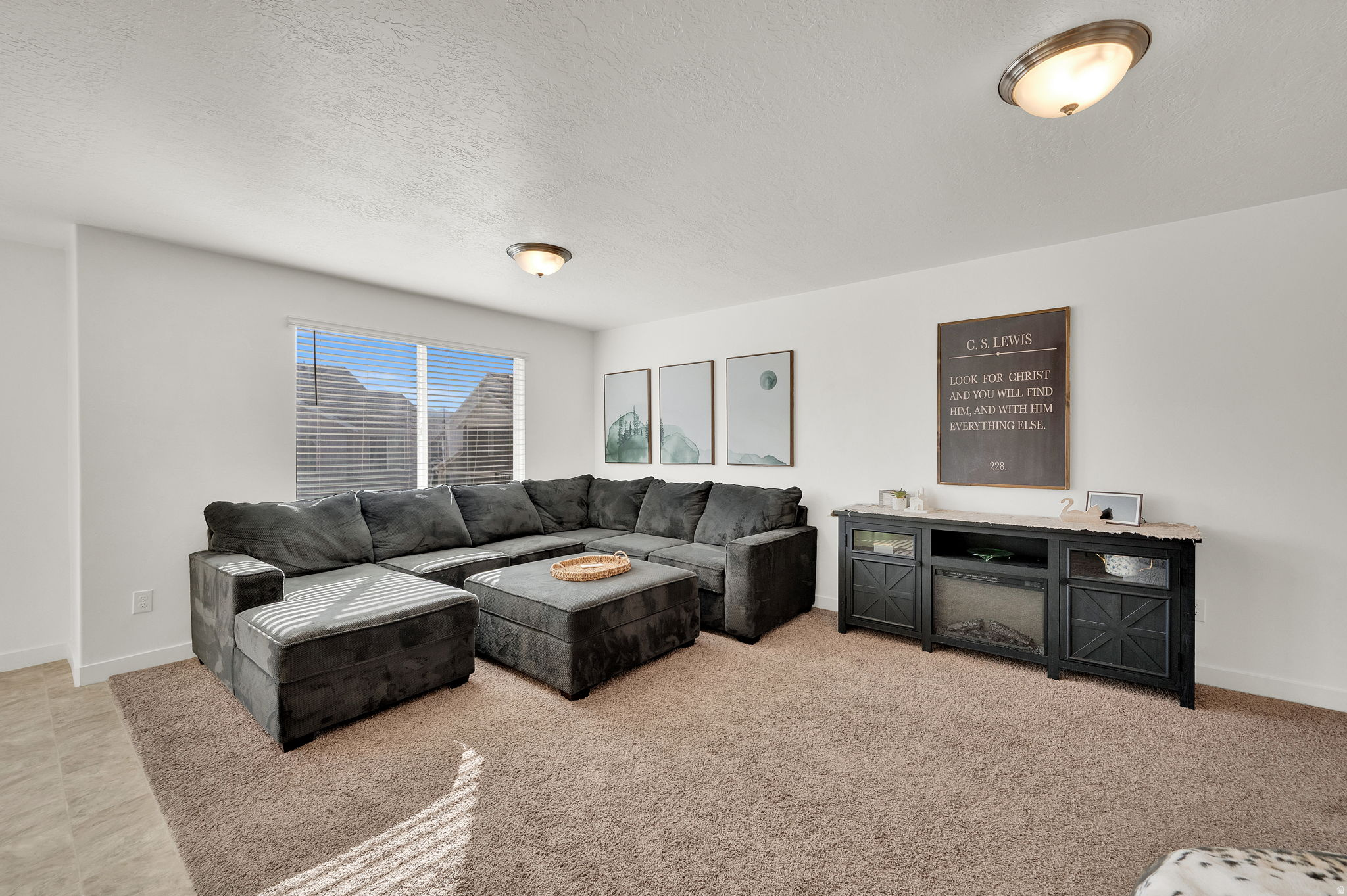 SOUTH HILLS - Residential