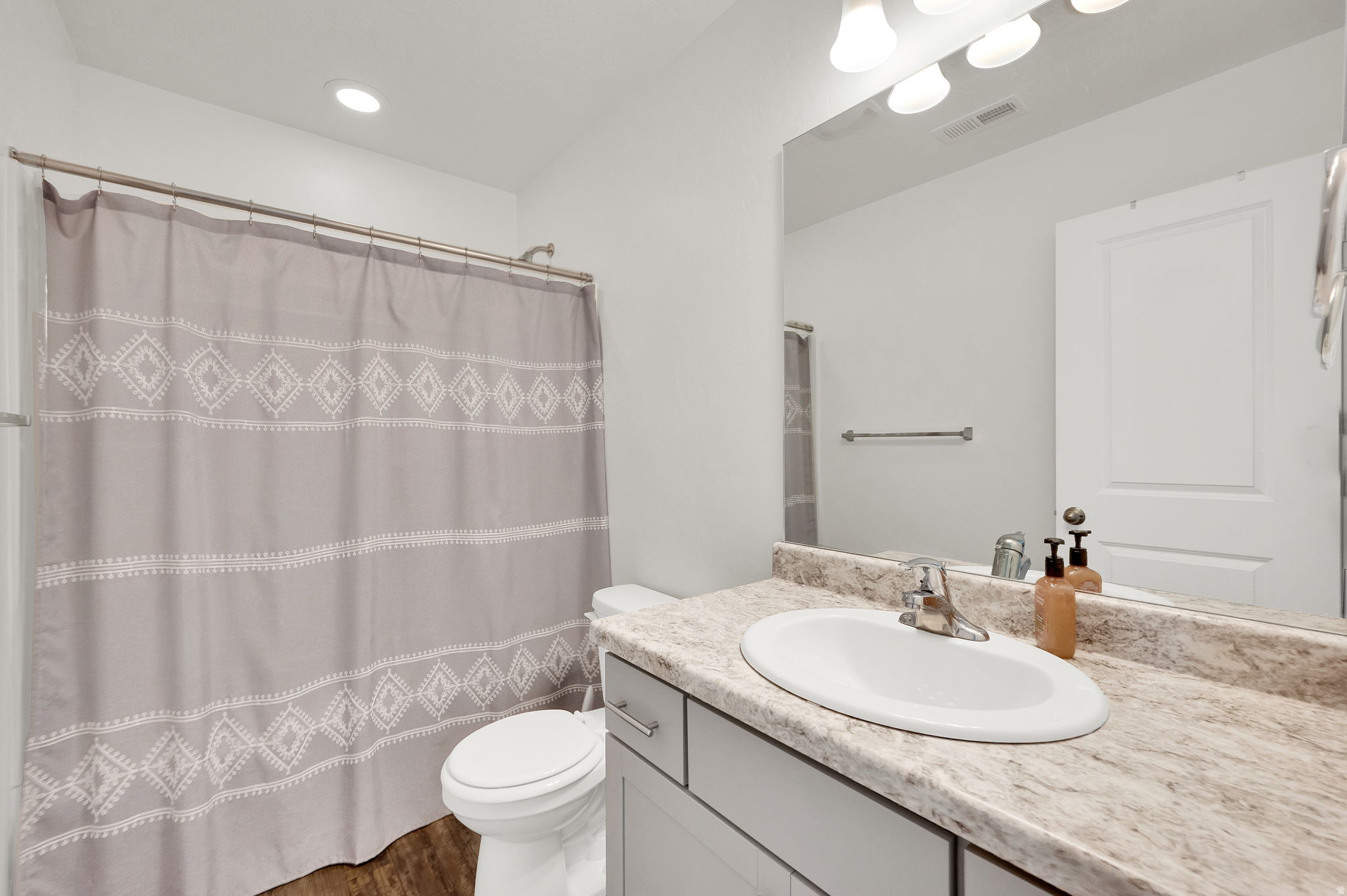 SOUTH HILLS - Residential