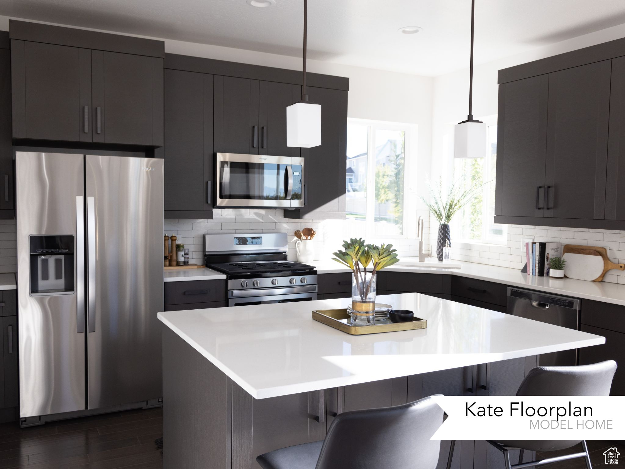 RIVER POINT - Residential