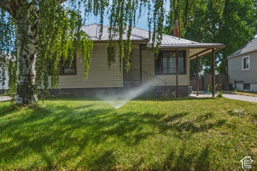 Photo of 226 N STATE ST, Preston, ID 83263 (MLS # 2173156)