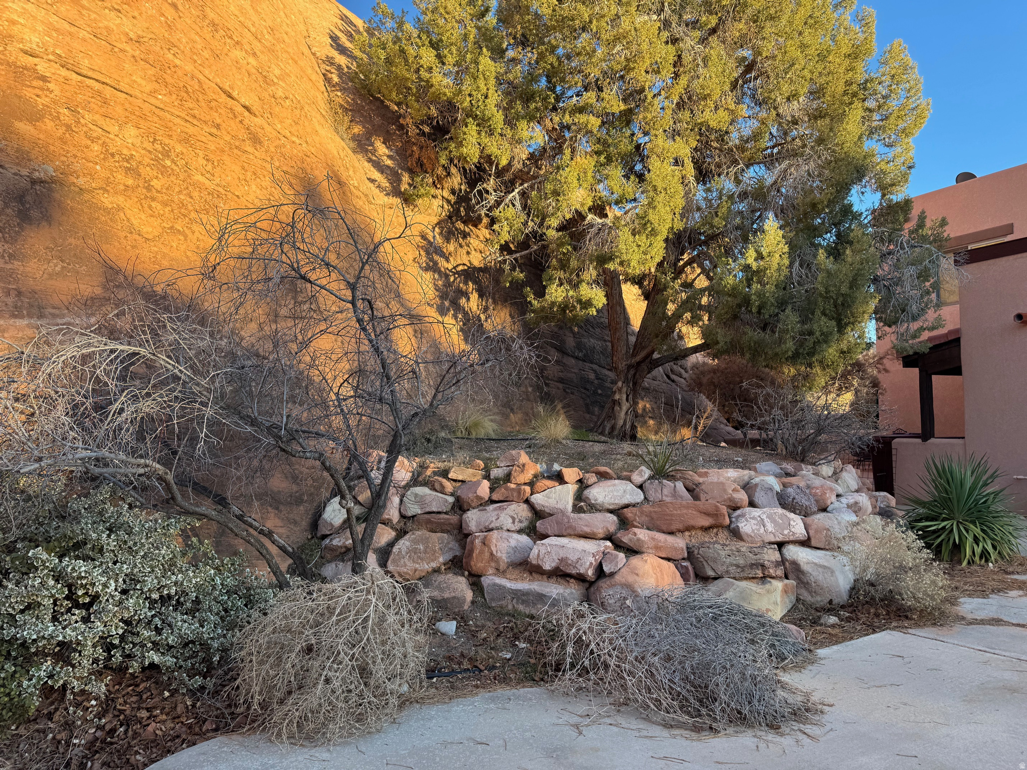 PUESTA DEL SOL - Residential