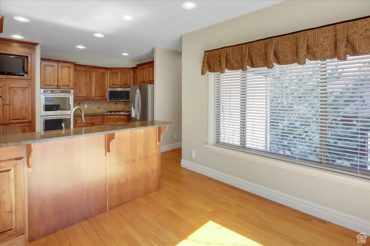 South Ogden, Utah 84403, United States, 5 Bedrooms Bedrooms, ,3 BathroomsBathrooms,Residential,Pending,62100