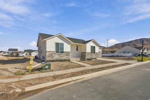 Tiny photo for 2363 E SUNFLOWER DR #446, Eagle Mountain, UT 84005 (MLS # 2186381)