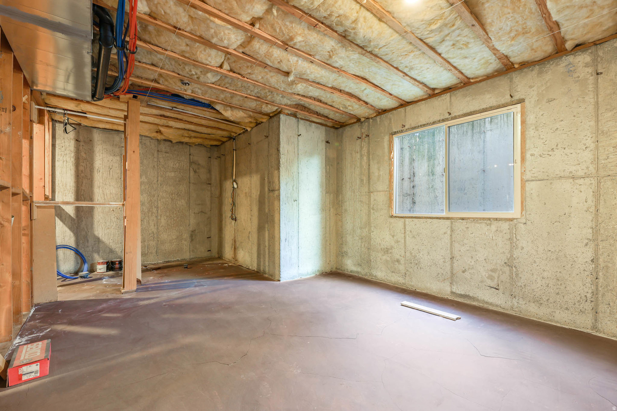 TOLCATE WOODS - Residential