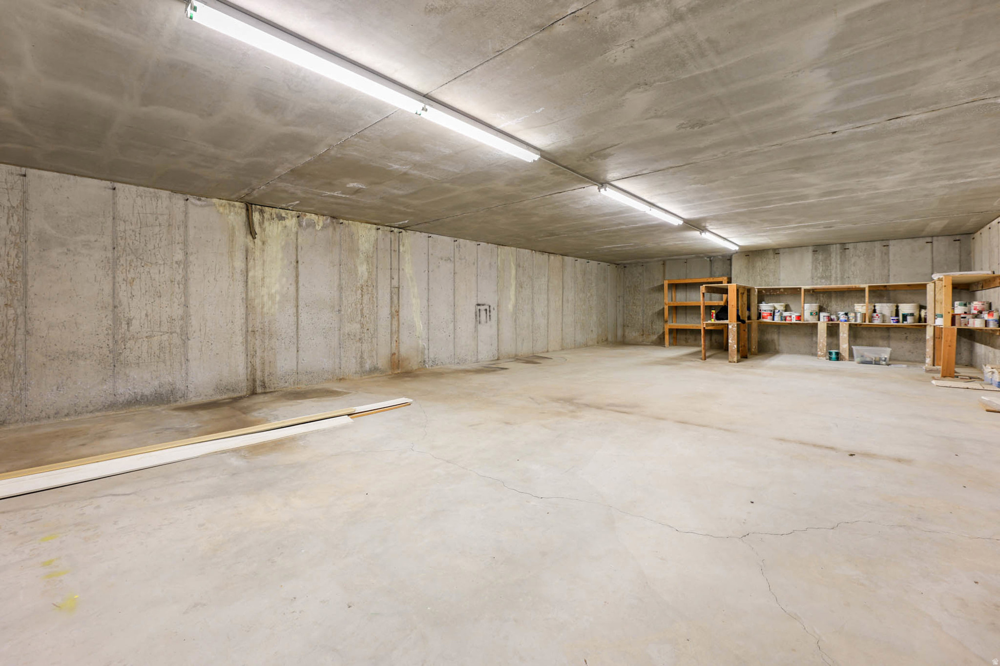 TOLCATE WOODS - Residential