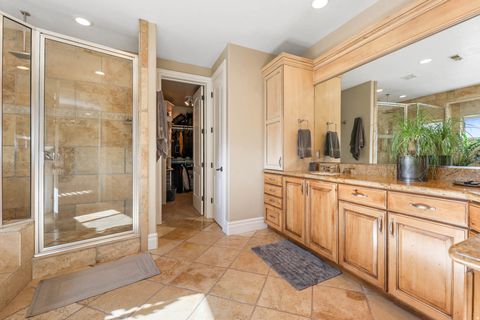 Tiny photo for 5885 S TOLCATE LN, Holladay, UT 84121 (MLS # 2135968)
