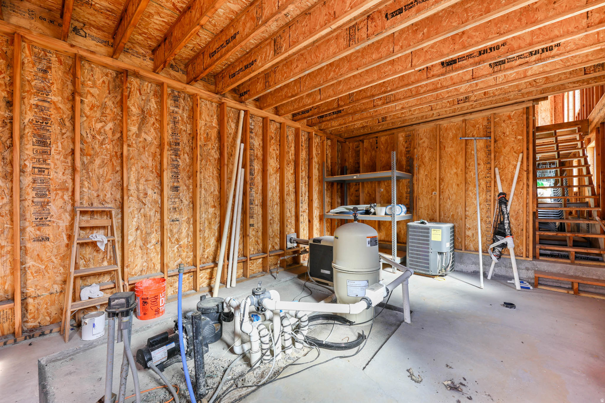 TOLCATE WOODS - Residential