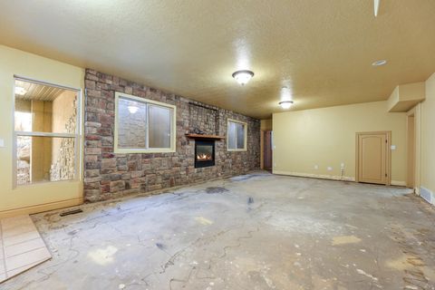 Tiny photo for 5885 S TOLCATE LN, Holladay, UT 84121 (MLS # 2135968)