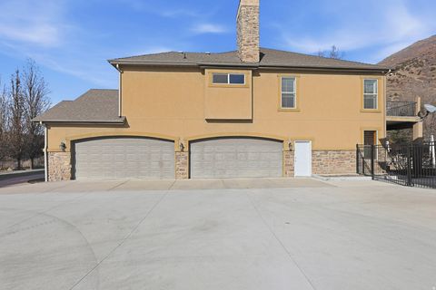 Tiny photo for 5885 S TOLCATE LN, Holladay, UT 84121 (MLS # 2135968)