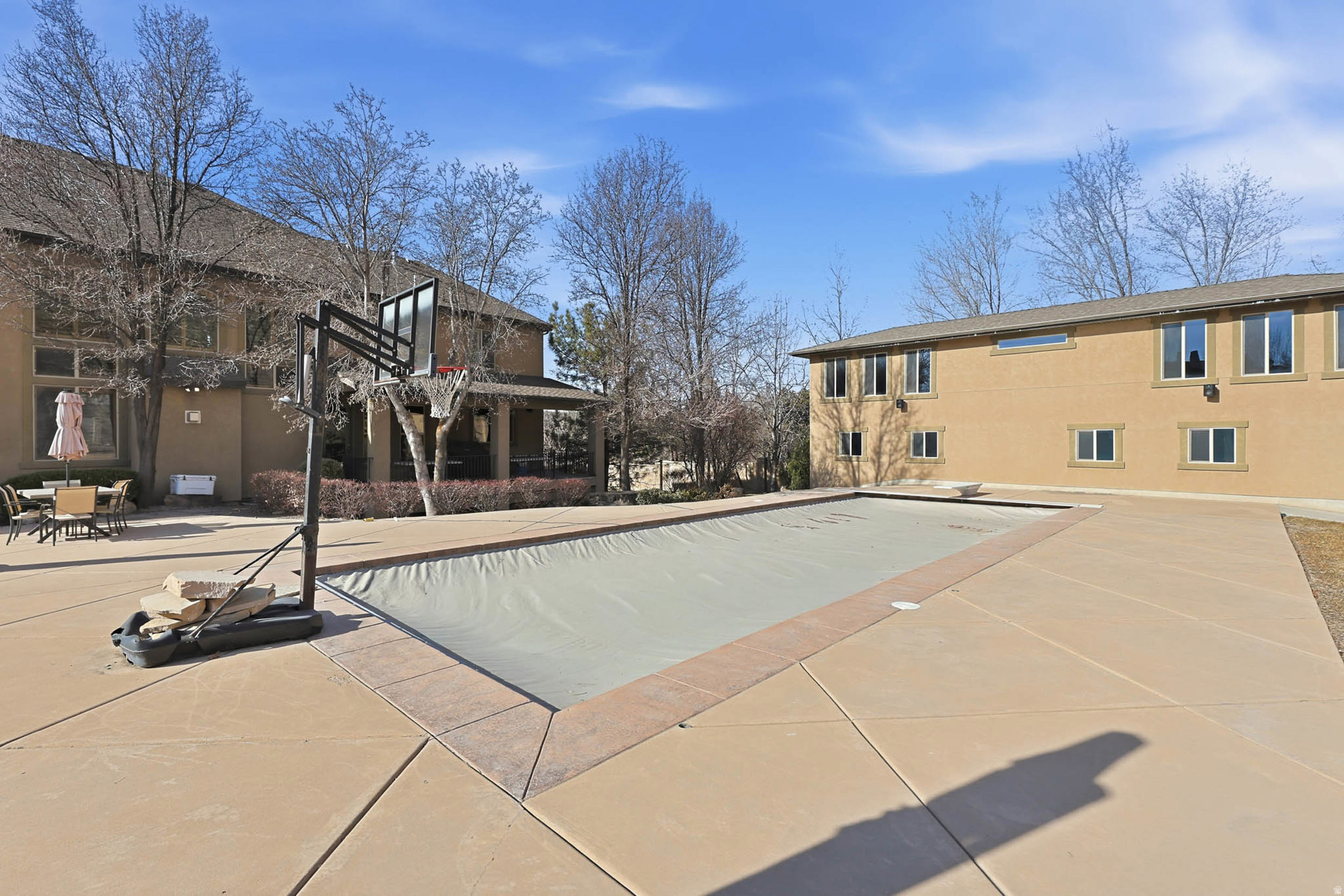 TOLCATE WOODS - Residential