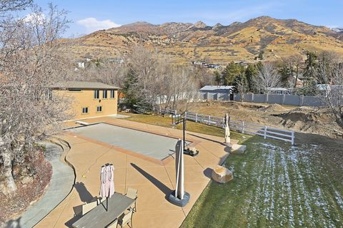 Tiny photo for 5885 S TOLCATE LN, Holladay, UT 84121 (MLS # 2135968)