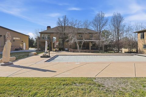 Tiny photo for 5885 S TOLCATE LN, Holladay, UT 84121 (MLS # 2135968)