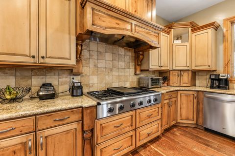 Tiny photo for 5885 S TOLCATE LN, Holladay, UT 84121 (MLS # 2135968)