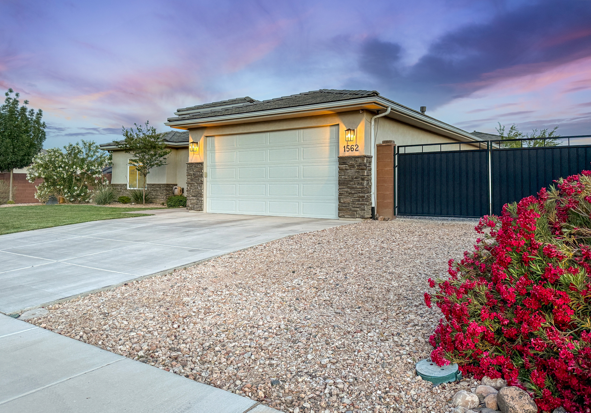 SAGE CANYON PH 1 - Residential