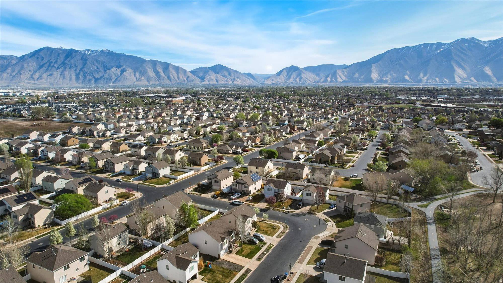 SPANISH FIELDS - Residential