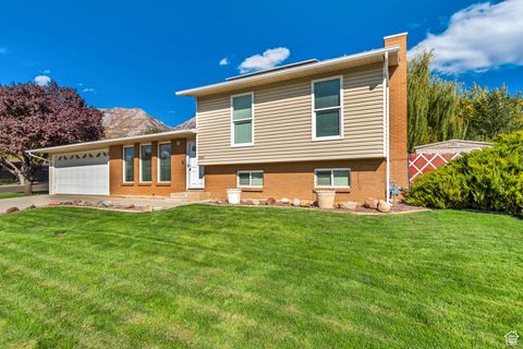 Tiny photo for 505 S MELANIE LN E, Pleasant Grove, UT 84062 (MLS # 2117304)