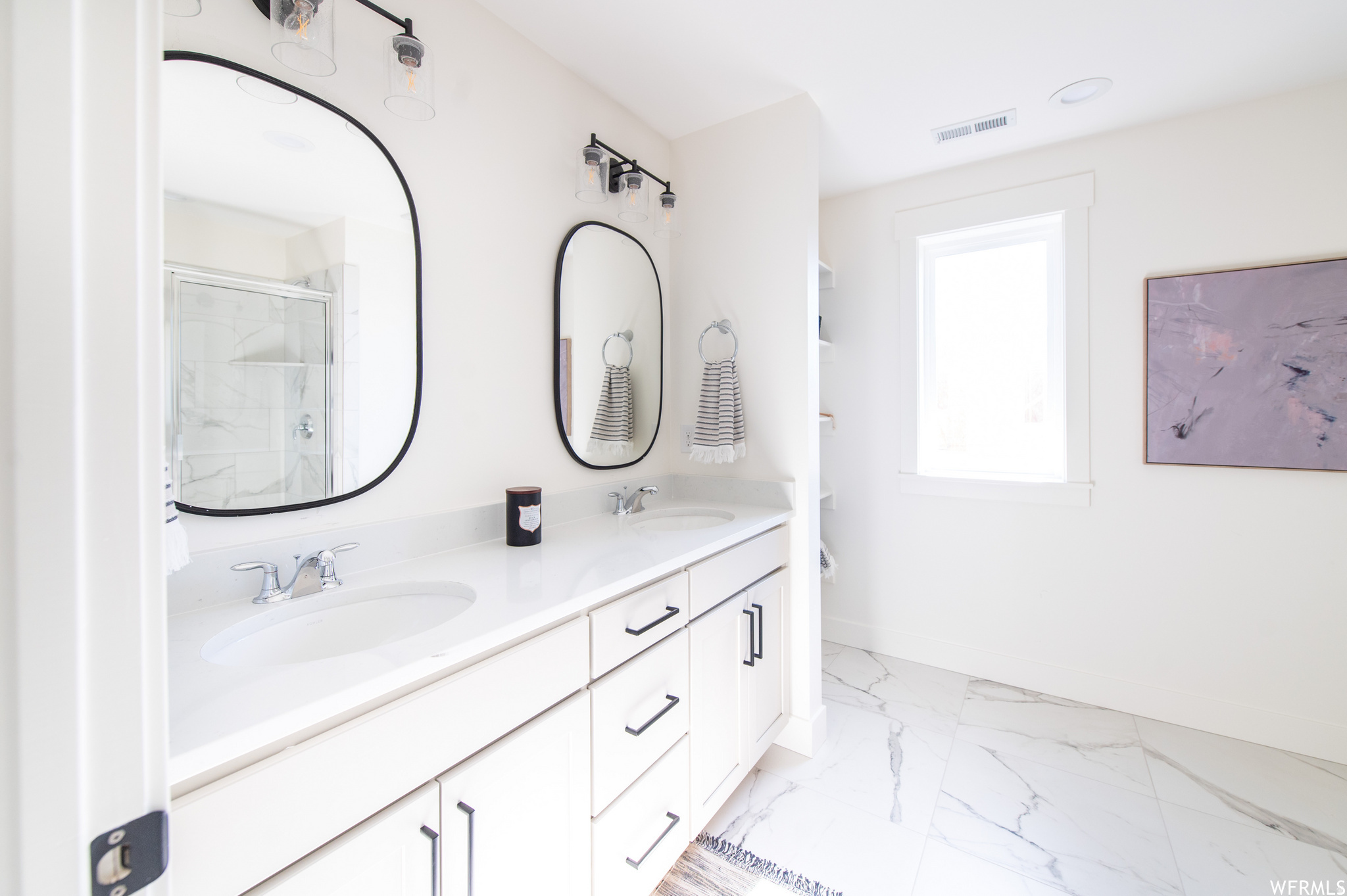 DAYBREAK - Residential