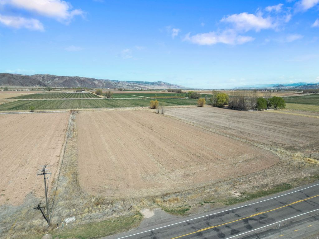Photo of Elsinore, UT 84724 (MLS # 2146575)