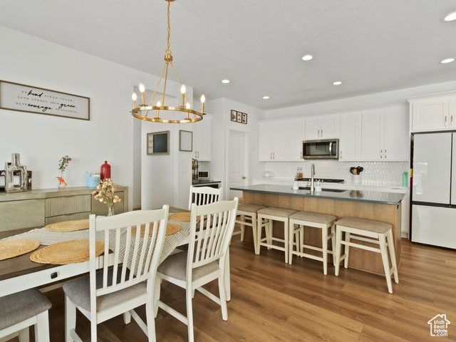 GROVE AT GREEN FARMS - Residential