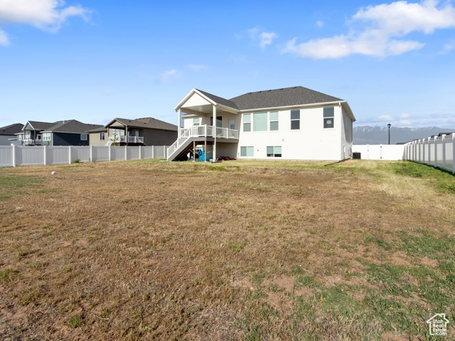 GROVE AT GREEN FARMS - Residential