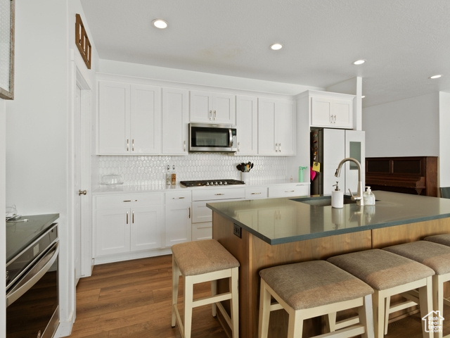 GROVE AT GREEN FARMS - Residential