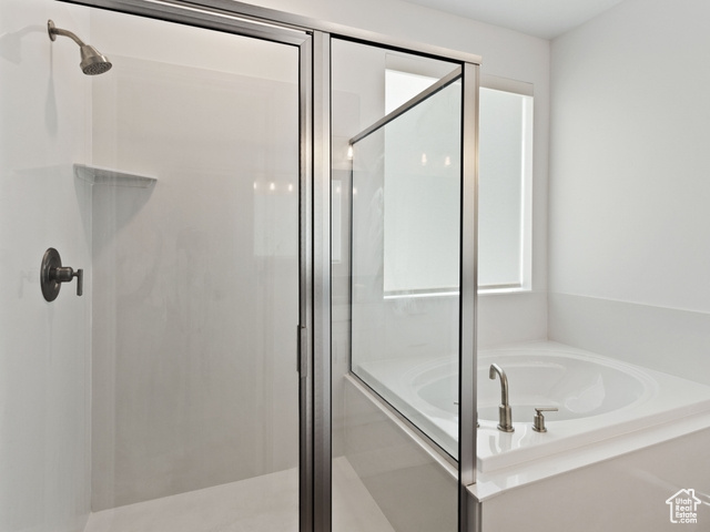 GROVE AT GREEN FARMS - Residential