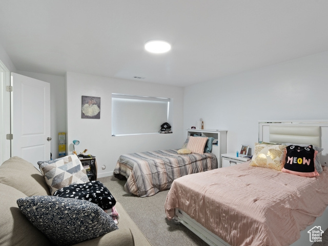 GROVE AT GREEN FARMS - Residential