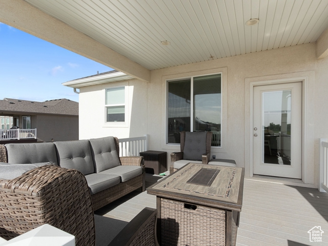 GROVE AT GREEN FARMS - Residential